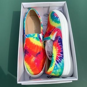 New in box Hata Shoes Rainbow Tie dye slip on shoes